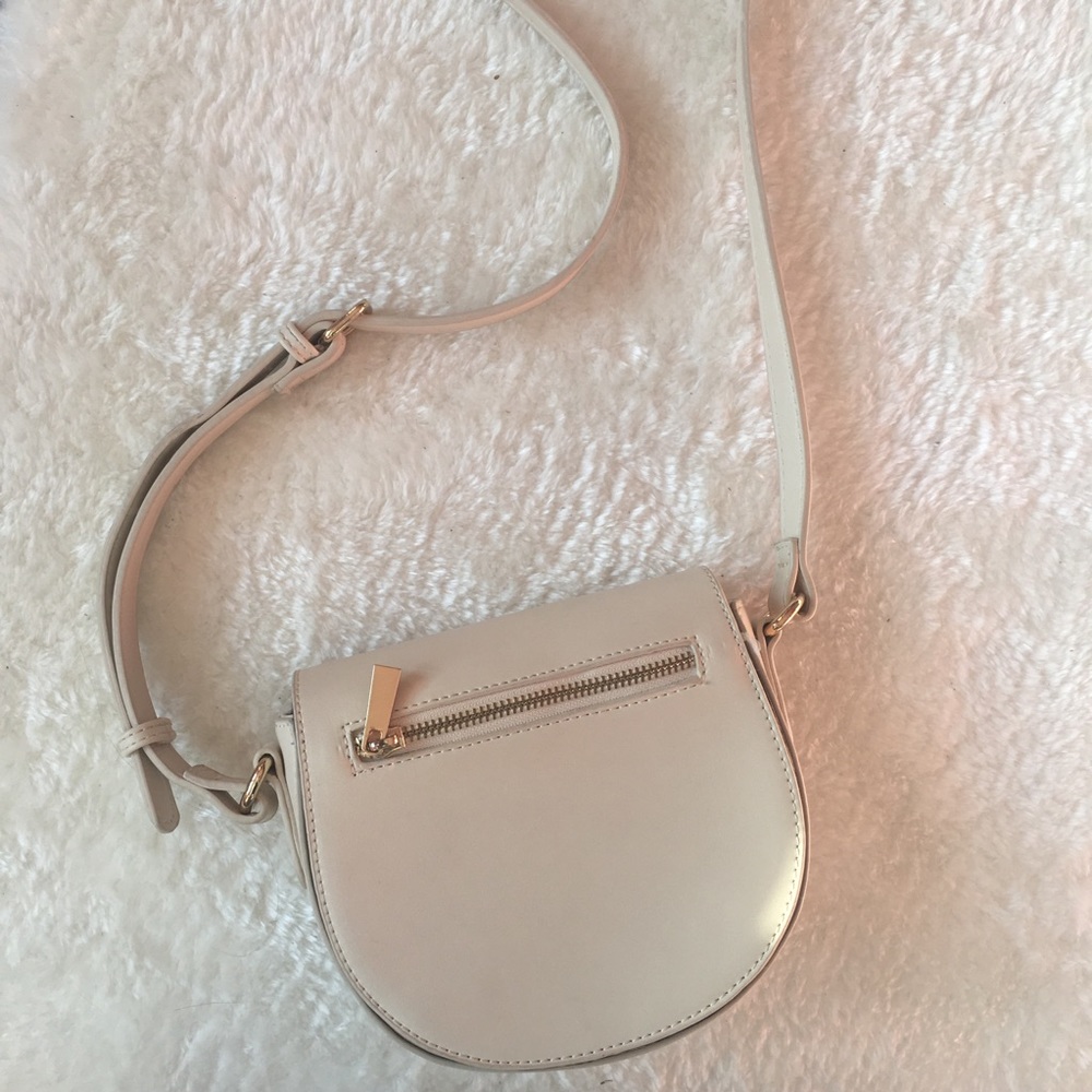 Forever 21 cream crossbody bag purse